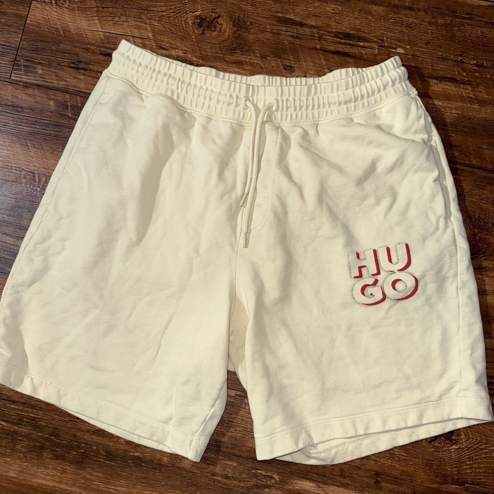 Hugo Boss Cream Logo Sweat Shorts Men's Large